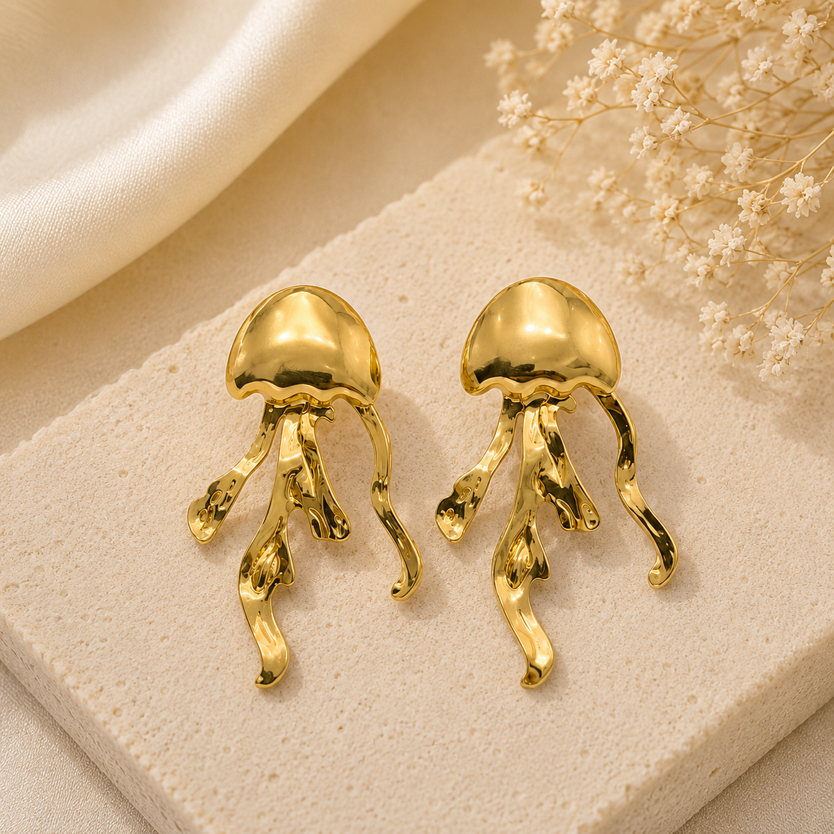 Jellyfish Statement Earrings (Anti-Tarnish)