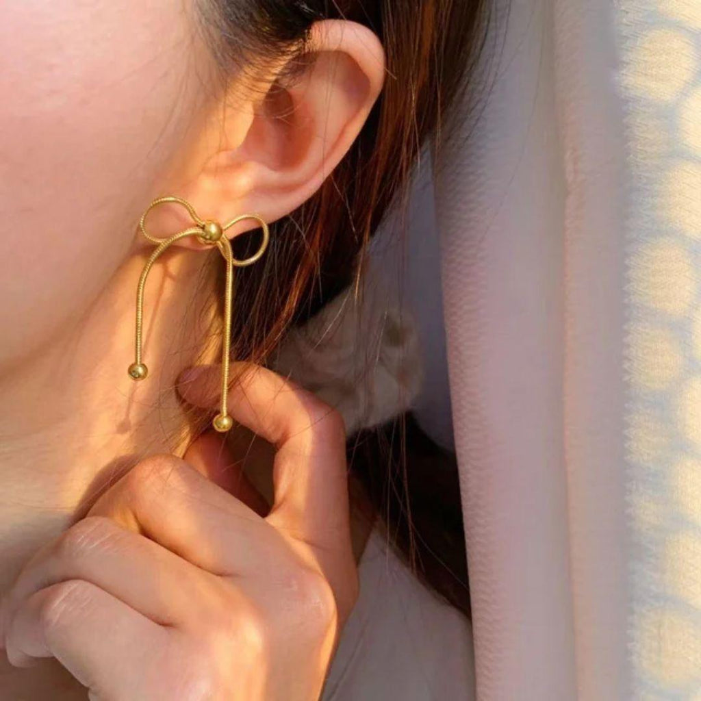 Bling Blogger Bow Earring