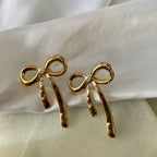 Golden Girlie Bow Earring
