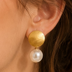 Luna Pearl Disc Stud Earrings